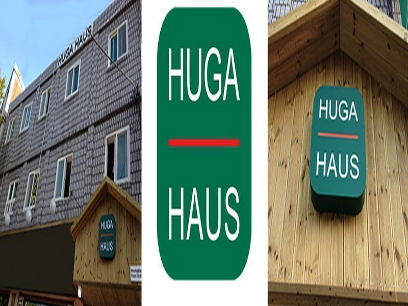 Huga Haus Ostello *